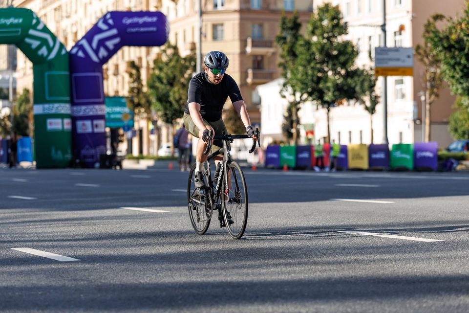 Фото e575f6ebacfe4ec683e67b56505b85e0 с события Cyclingrace Вечернее Садовое