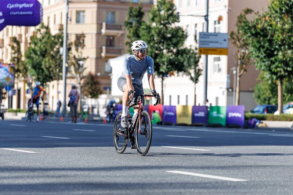Фото 0a907c15ef7b42c1ac750bf072f8a71c с события Cyclingrace Вечернее Садовое