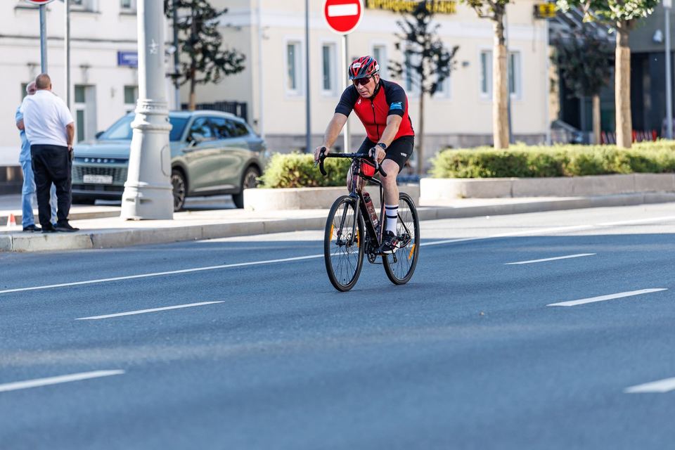 Фото 98dd09161b2646e2babb0c6ed2a3b8c8 с события Cyclingrace Вечернее Садовое