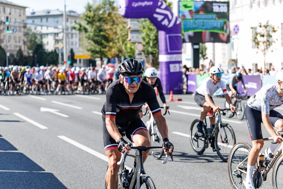 Фото c3eba39b47eb438dac8ef5a34ba2bd69 с события Cyclingrace Вечернее Садовое