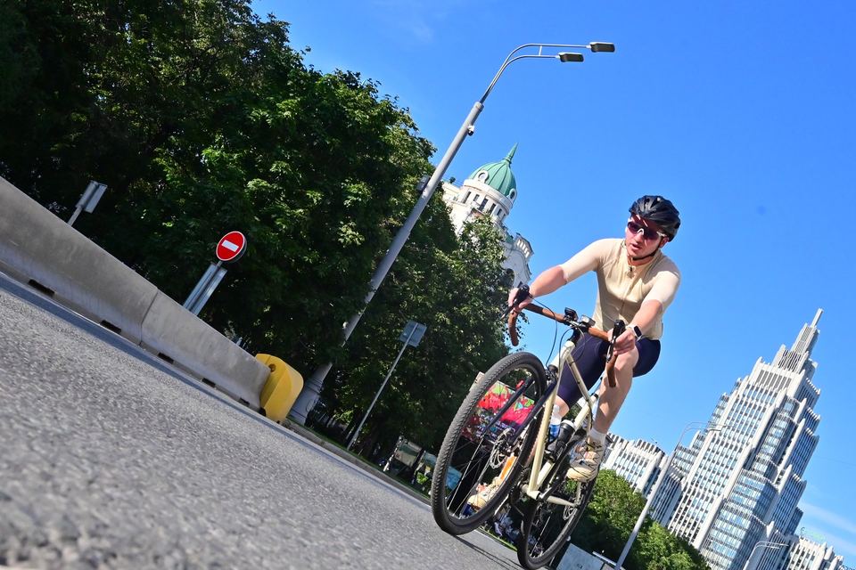 Фото 7ff4f5bc76c14853b8b72d187dc48094 с события Cyclingrace Вечернее Садовое