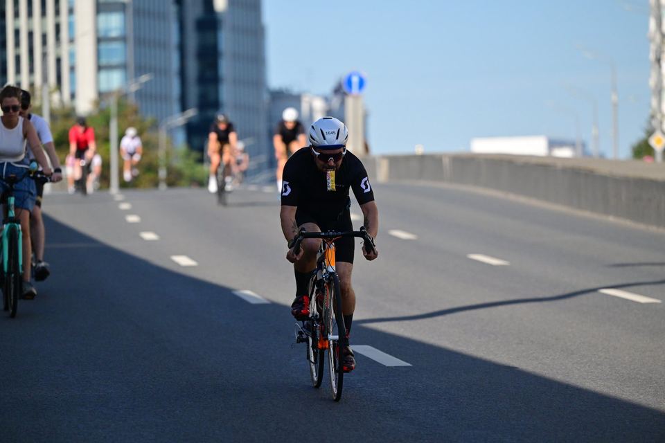 Фото 45adec8d20a74f1ca4e2084588e596cf с события Cyclingrace Вечернее Садовое