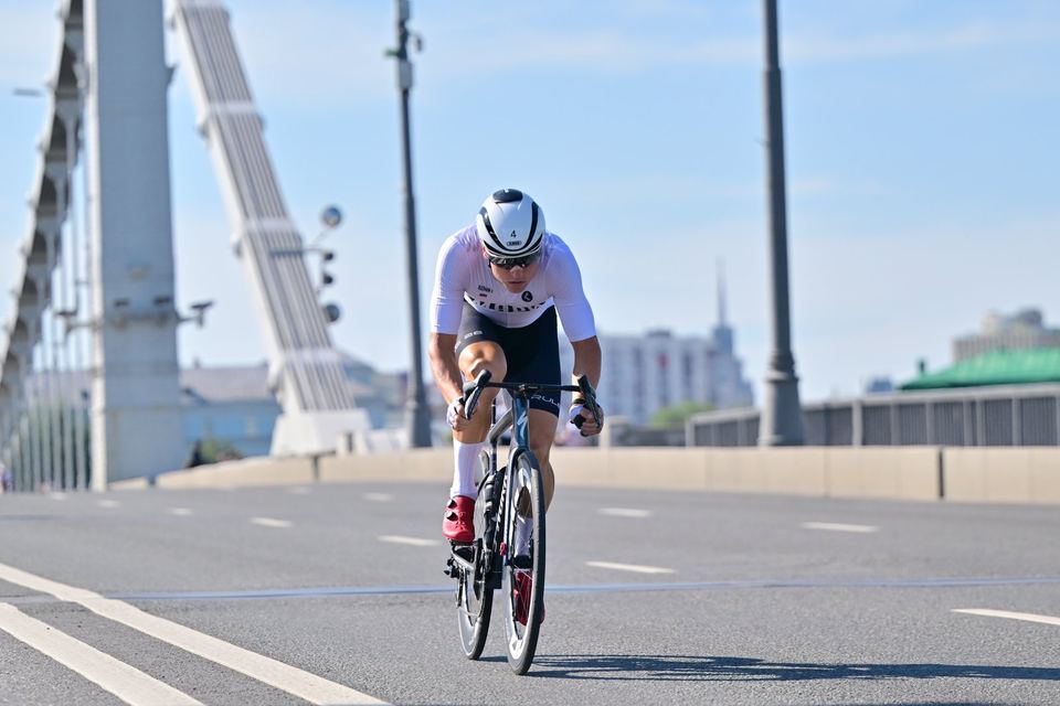 Фото 085f51f332bf4500b1415be85bdd6427 с события Cyclingrace Вечернее Садовое