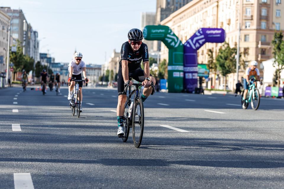 Фото 176f37a88d54438587c92a0191611f2c с события Cyclingrace Вечернее Садовое
