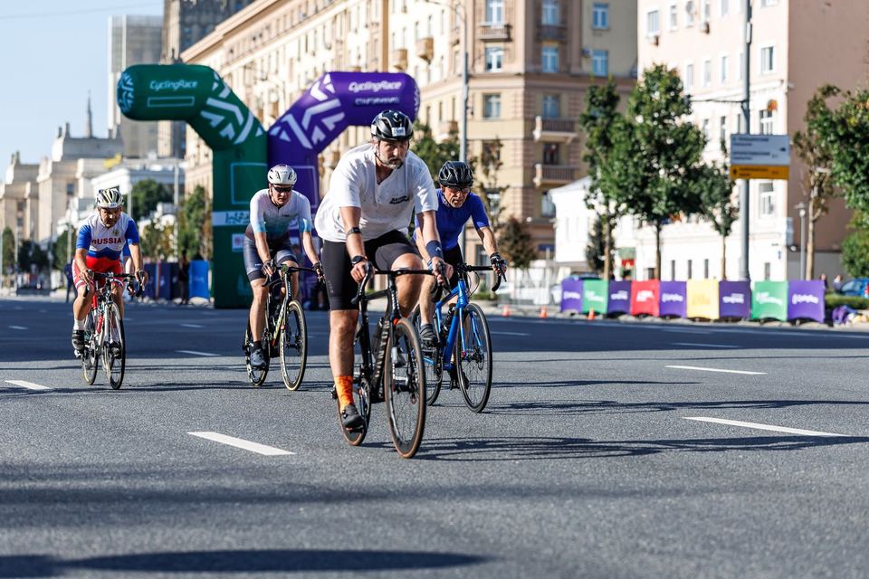 Фото e6bfec69b6a24512a4877fdb0a16e62a с события Cyclingrace Вечернее Садовое