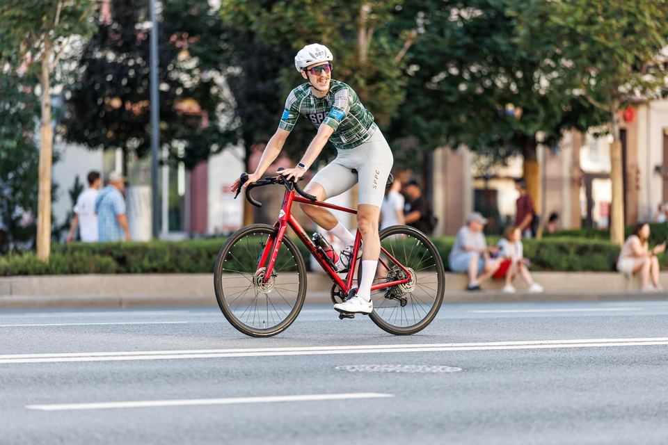 Фото b217e442a72a4fd7b4c46d0bc6788ba3 с события Cyclingrace Вечернее Садовое