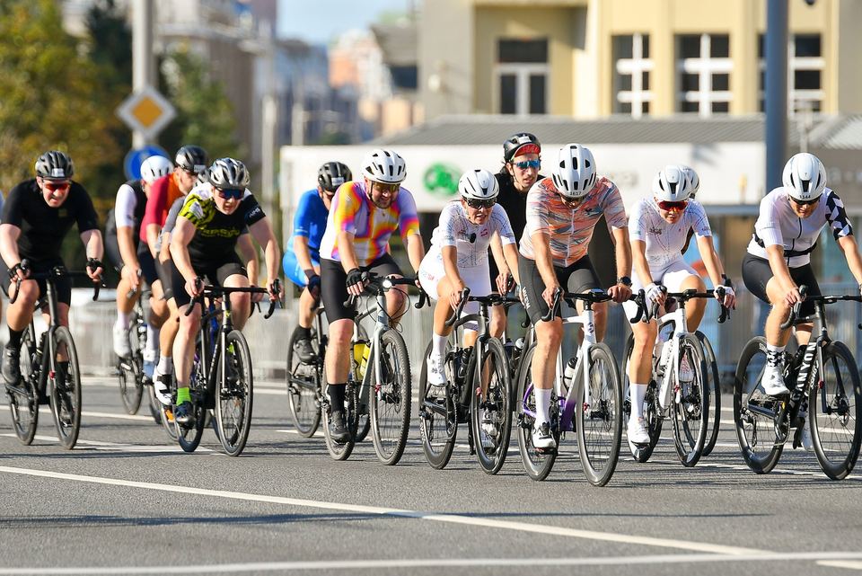 Фото b56691c3dbfa4e73984ae9a3a70d02eb с события Cyclingrace Вечернее Садовое