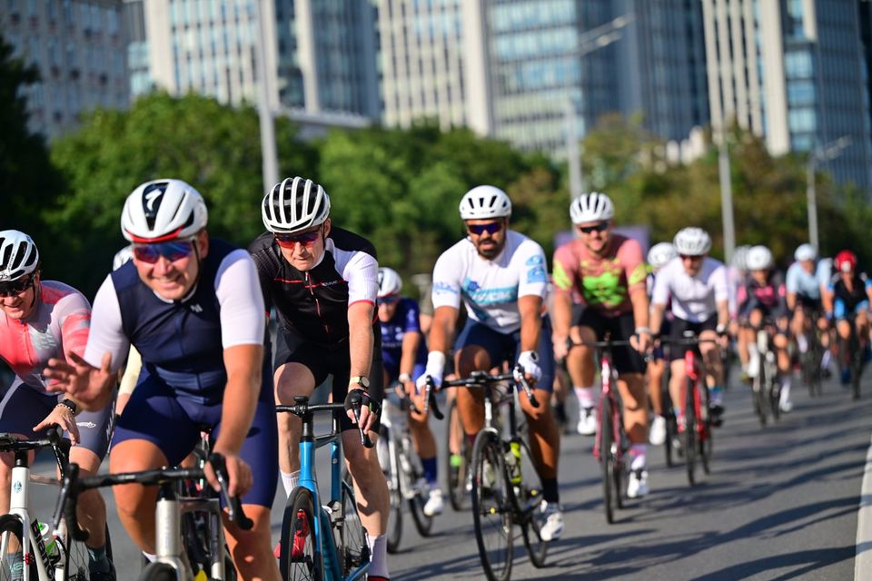 Фото 4203faf114a44a668132dbeb4f3f2e00 с события Cyclingrace Вечернее Садовое