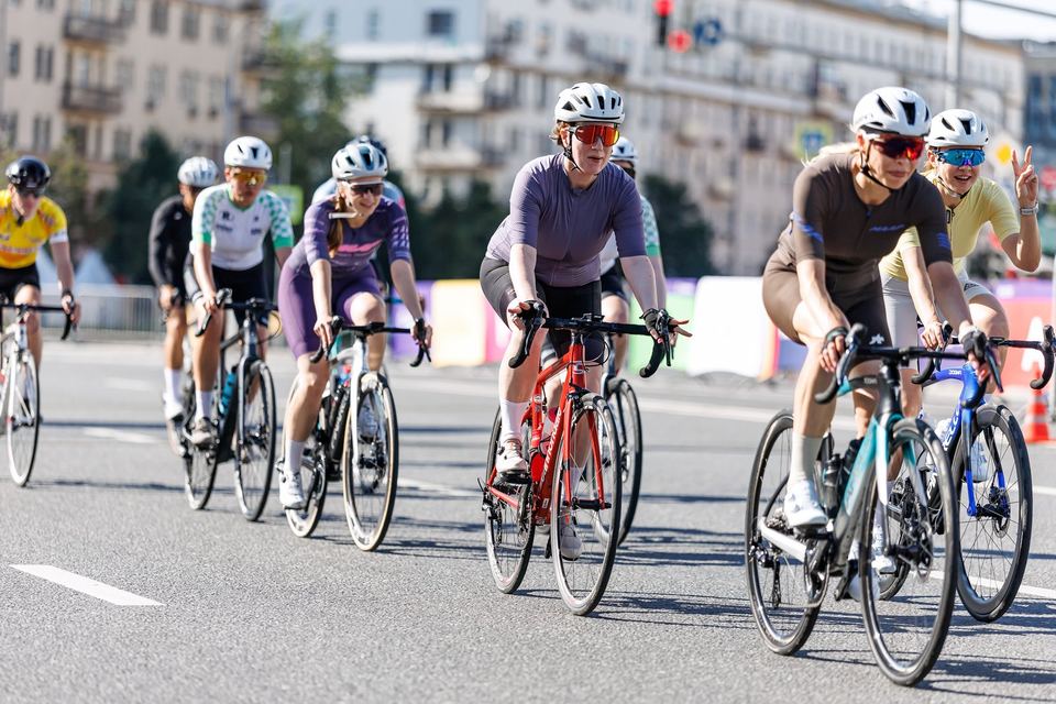 Фото 648843c47e284f78a8304f2814b88728 с события Cyclingrace Вечернее Садовое
