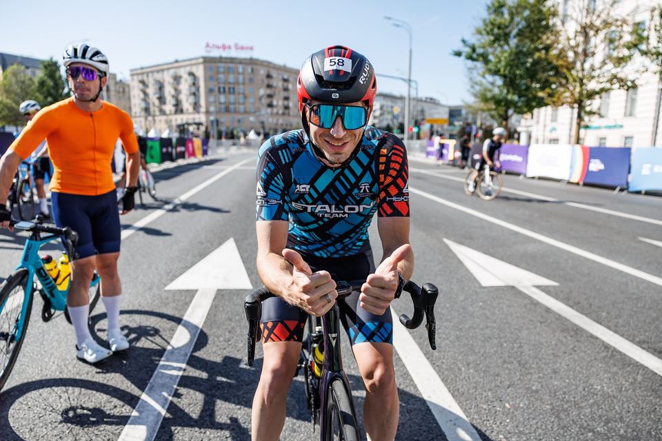 Фото 1c6afbfec783455cb3b1a9697ae4adb5 с события Cyclingrace Вечернее Садовое