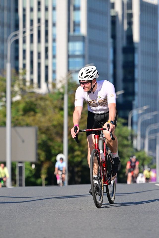 Фото 361bb18ef07e4bce84c3cebc905ebb62 с события Cyclingrace Вечернее Садовое