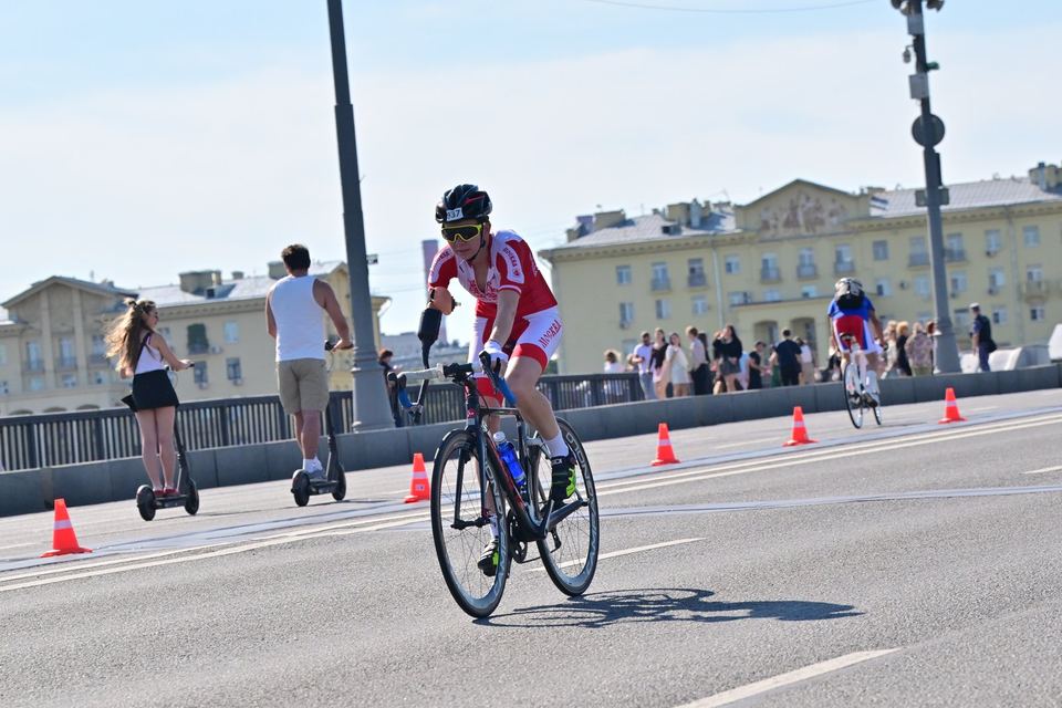 Фото a1552ca46622417bb1dd3143fc7b8417 с события Cyclingrace Вечернее Садовое