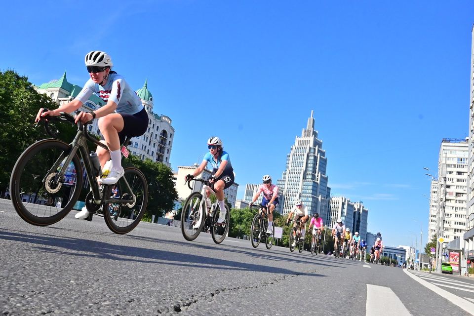 Фото 2a945f0e0a90426f9fe9a35e5ca1fec6 с события Cyclingrace Вечернее Садовое