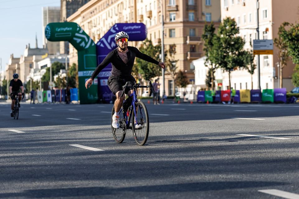 Фото f7dd25dcfcca446a853d2e0ea2454e7f с события Cyclingrace Вечернее Садовое
