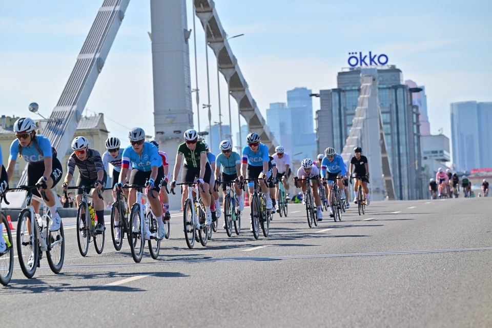 Фото 211ef68bb40442b4ad3091cbdd60315f с события Cyclingrace Вечернее Садовое