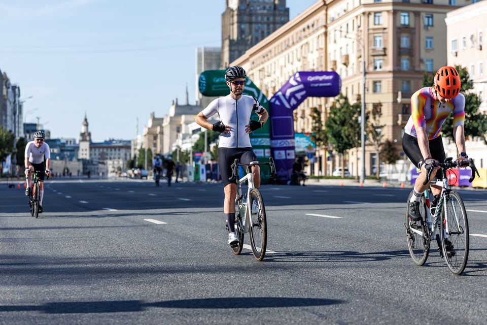 Фото 44a0ba7c851c41e8bc4a1ae785bbf36b с события Cyclingrace Вечернее Садовое