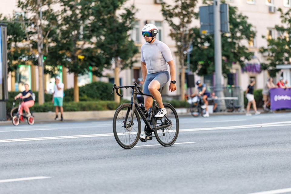 Фото ff4c15a1e2984952a4e16baca9cc4f81 с события Cyclingrace Вечернее Садовое