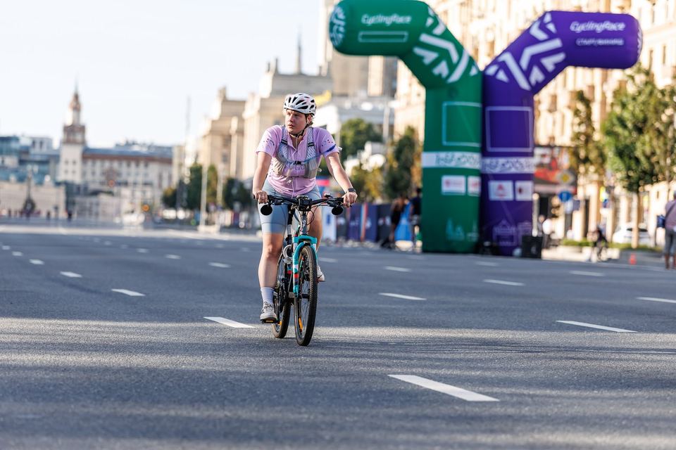 Фото 45ee65bd78a5426a9d80e43b66dd1b40 с события Cyclingrace Вечернее Садовое
