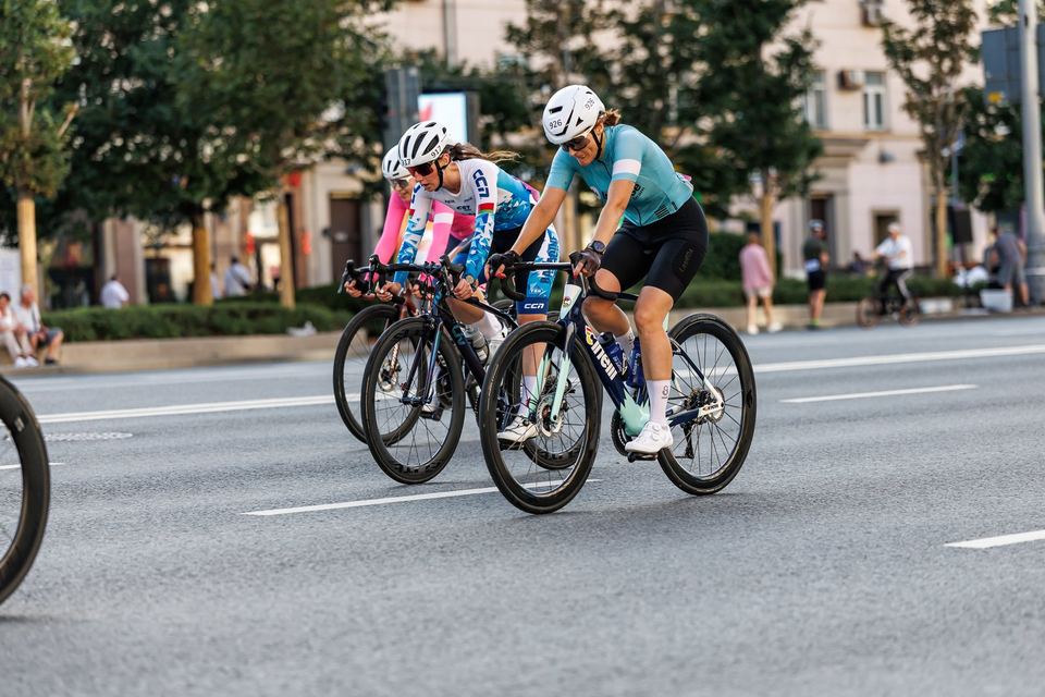 Фото f7908d516d0948fa879c05befff766e6 с события Cyclingrace Вечернее Садовое