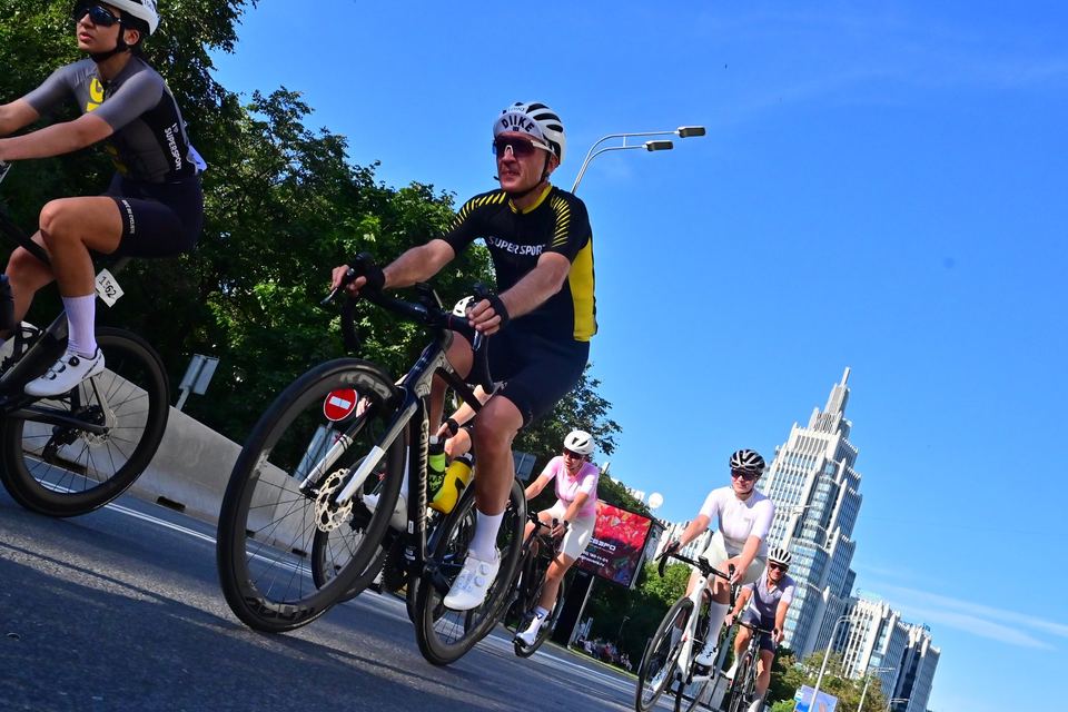 Фото 4c4f14bb5bef45acb01a2f60750fd727 с события Cyclingrace Вечернее Садовое