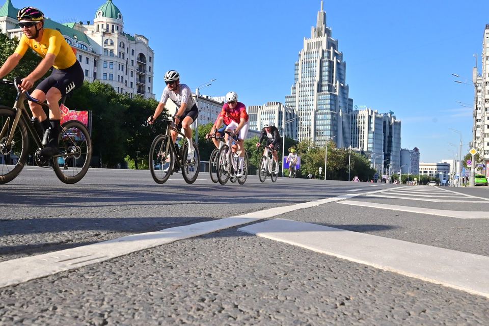 Фото d8f6ad7a4ebe43368b4712176dd2e216 с события Cyclingrace Вечернее Садовое