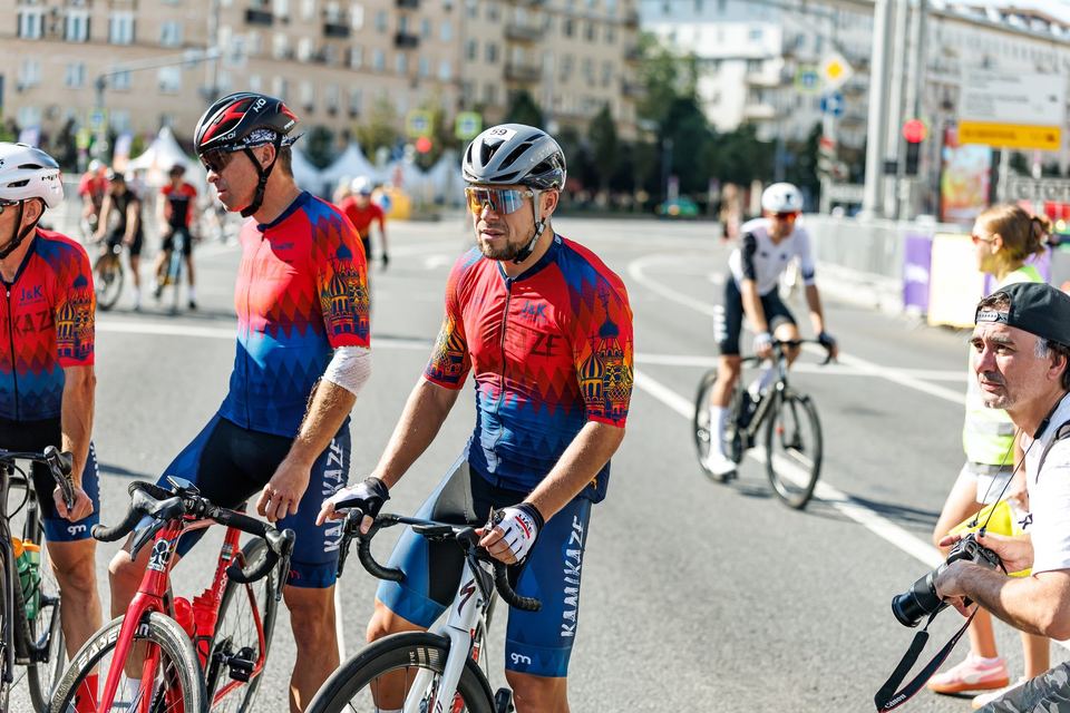 Фото c13ec720d2b54cb890f3a13f386abb72 с события Cyclingrace Вечернее Садовое
