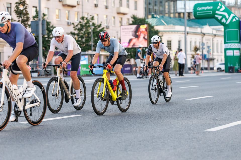 Фото ac31b16ebd8f47648ae5c3ac2739f3e9 с события Cyclingrace Вечернее Садовое