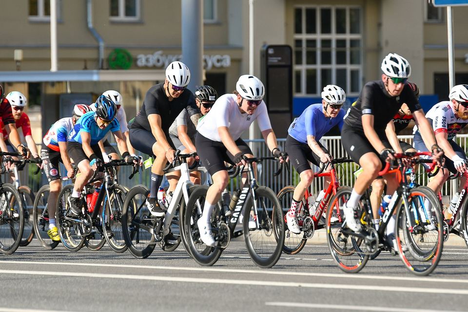 Фото 45621c9297134b68b0474a8757653f13 с события Cyclingrace Вечернее Садовое