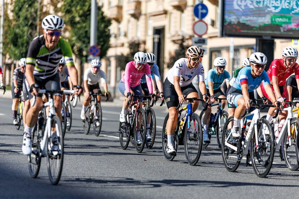 Фото 9445bc672a34450988b73df0573ef608 с события Cyclingrace Вечернее Садовое