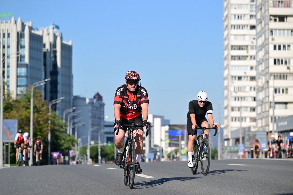 Фото a1ef60ee30ce413b8ffce774329ad1cc с события Cyclingrace Вечернее Садовое