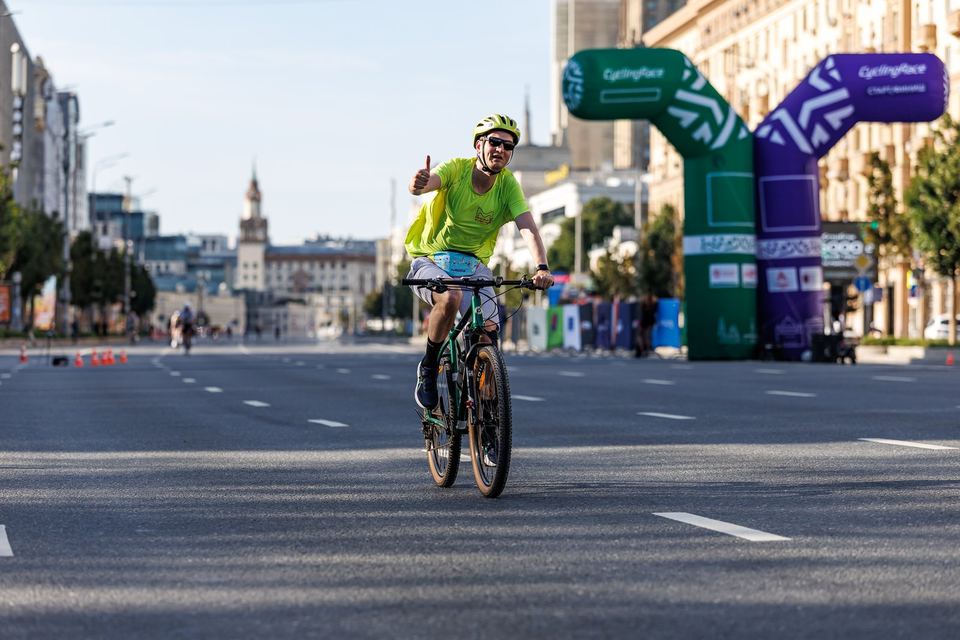 Фото 32a3e3da62ff44ab98a03f8af74261b3 с события Cyclingrace Вечернее Садовое
