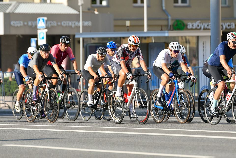 Фото cc8b6fa33fc54d26b7fd92cfeadbb664 с события Cyclingrace Вечернее Садовое