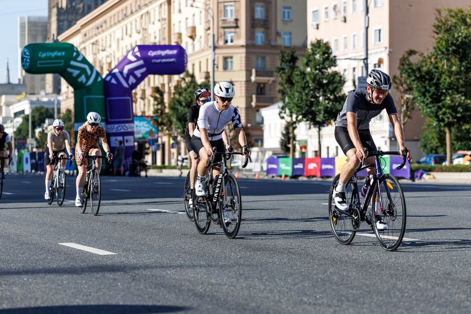 Фото 7ce63e2514094f8999aa9d383222e5bb с события Cyclingrace Вечернее Садовое