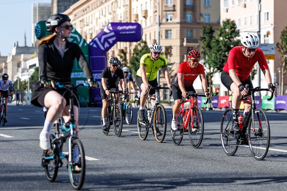 Фото 0e700d6e5f474afabcf2d4f08fbcd552 с события Cyclingrace Вечернее Садовое