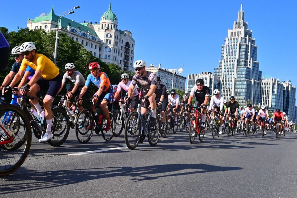 Фото f69aaf9b6d5f4e0988e30bf62d02f13c с события Cyclingrace Вечернее Садовое