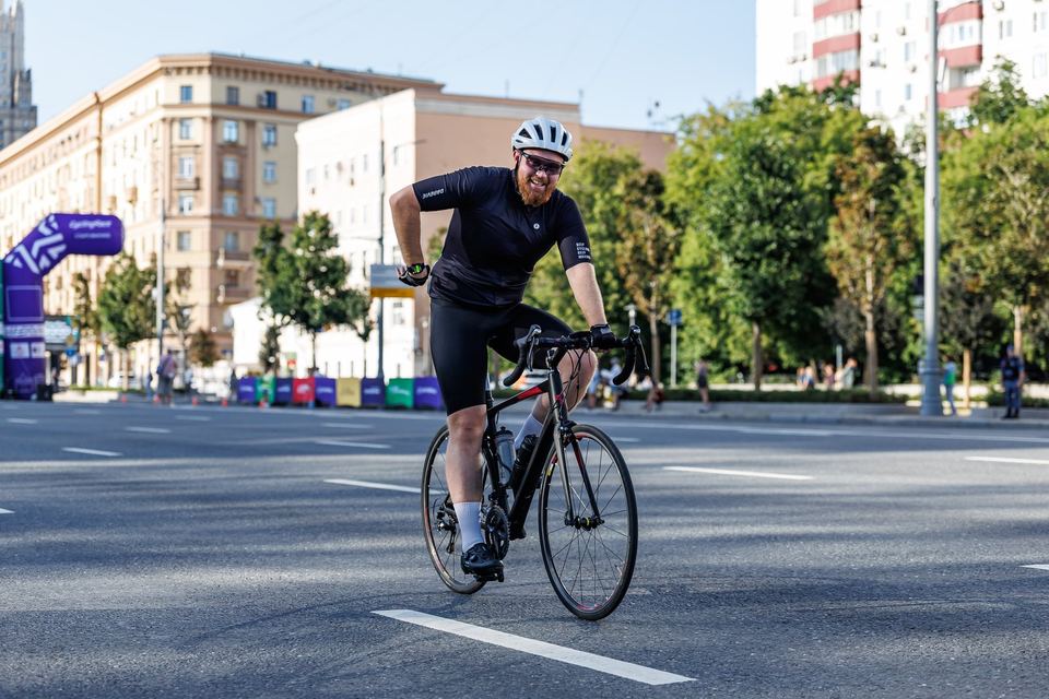 Фото 607057cc7b8b424197f90d944acf3062 с события Cyclingrace Вечернее Садовое