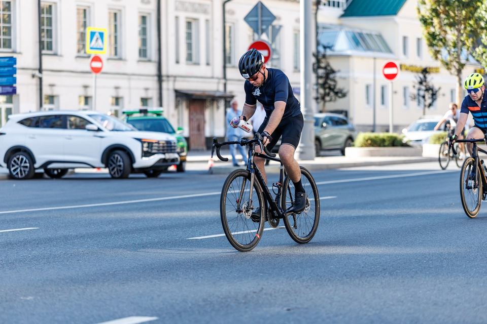 Фото 24611c61e5e04de8aeb7ae6f9a6e42c2 с события Cyclingrace Вечернее Садовое