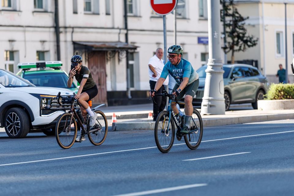 Фото 11f344ab65094f8fb704c3079abe1b86 с события Cyclingrace Вечернее Садовое