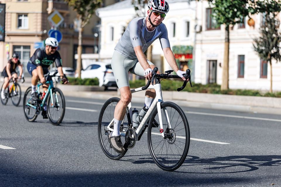 Фото 19b1120284e045f996a2ff08967d55ff с события Cyclingrace Вечернее Садовое