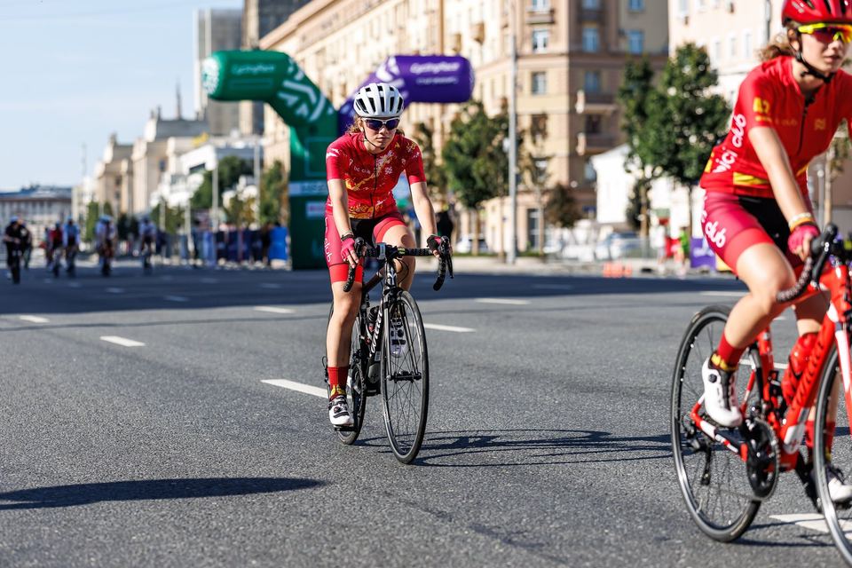 Фото 8cb5735bff8444eab3414ca1ea6f7ff1 с события Cyclingrace Вечернее Садовое