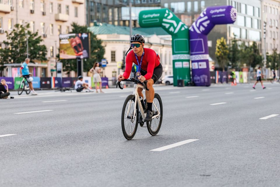 Фото 36cca69349ac4bf691983196ac296d84 с события Cyclingrace Вечернее Садовое