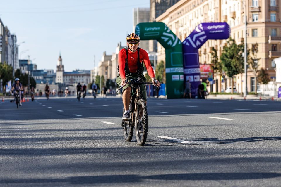Фото ad0a65fa8e5b457da8eb372fbeddfb1a с события Cyclingrace Вечернее Садовое