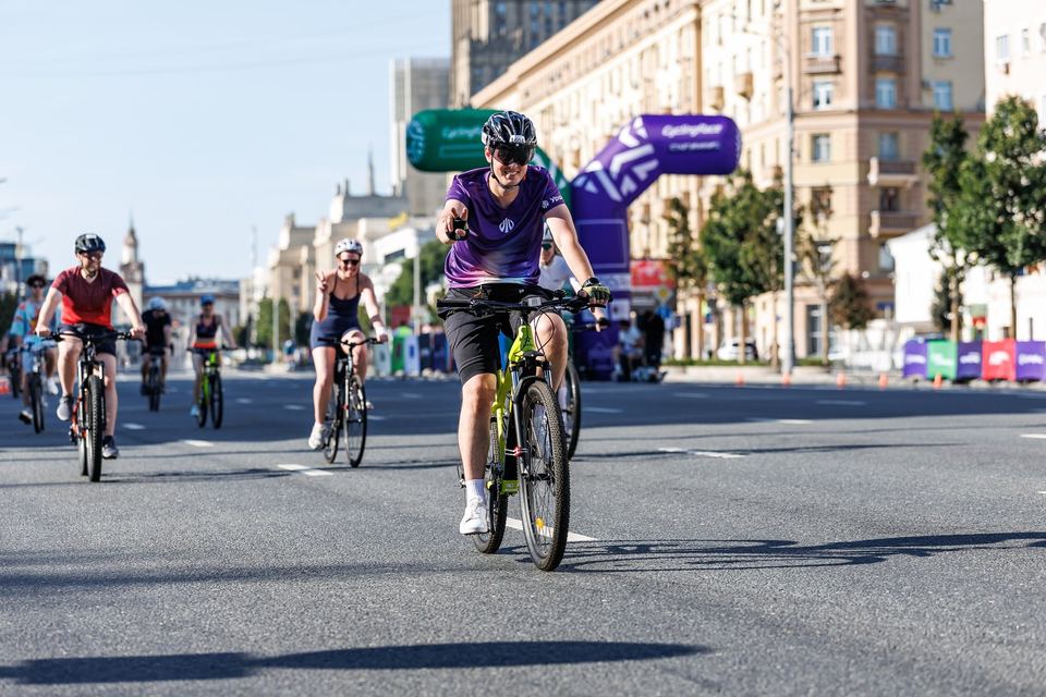 Фото 0c18a54e669f4c59a1f4df4eb0a81025 с события Cyclingrace Вечернее Садовое