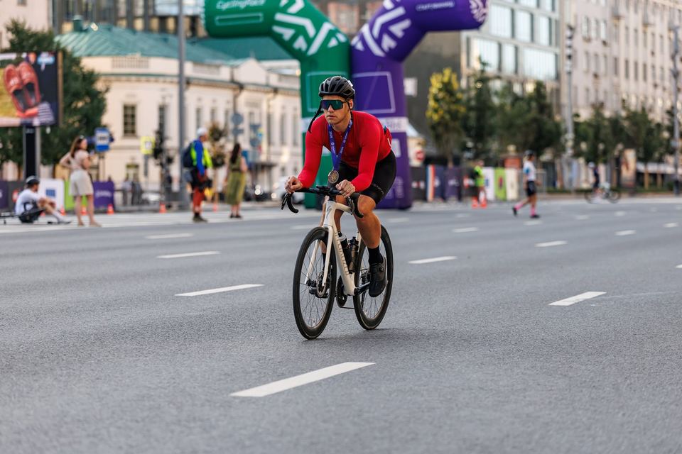 Фото 8e9ca3b890ea4f38bb945b3d38e15bab с события Cyclingrace Вечернее Садовое