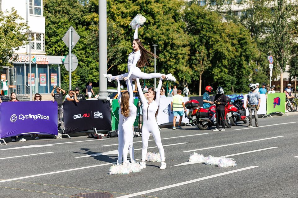 Фото 81a05a35bf18479ea18fbce653e736a2 с события Cyclingrace Вечернее Садовое
