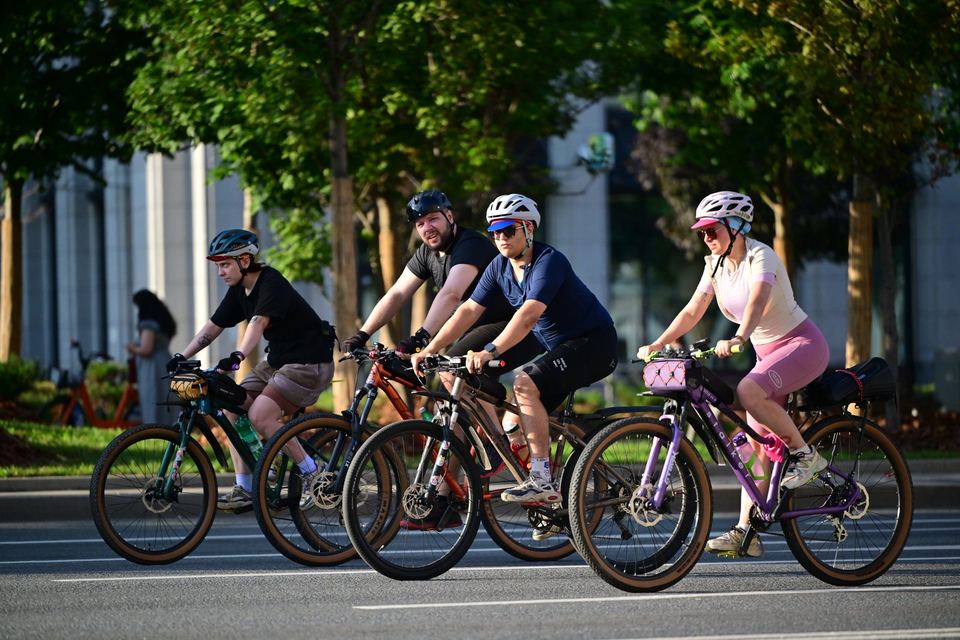 Фото 2f219999e6a44bc98a1c8823aef5d172 с события Cyclingrace Вечернее Садовое