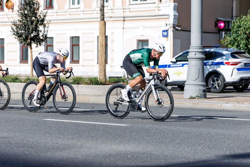 Фото 2e2c88861df64071a73ee0a083965162 с события Cyclingrace Вечернее Садовое