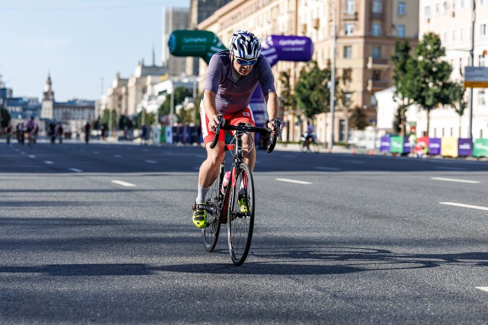Фото a80bc0e8f8e24d1881f59cc886641bb1 с события Cyclingrace Вечернее Садовое