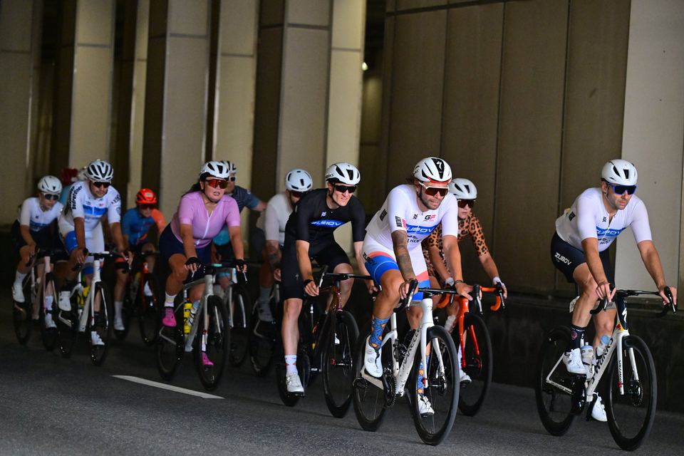 Фото f3d91b7be0f64521a005bba6bbf171f1 с события Cyclingrace Вечернее Садовое