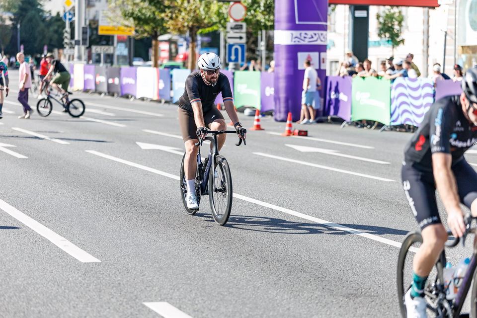 Фото 2279118644c54fd2a0afc6f9486df0f0 с события Cyclingrace Вечернее Садовое